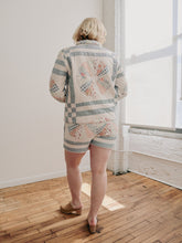 Load image into Gallery viewer, Dresden Plate Quilted Shorts