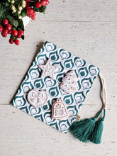 Load image into Gallery viewer, Handmade Sugar Saver Ornament - Holiday Gift Edition with Green Pouch