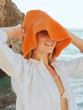 Load image into Gallery viewer, Bloom Crochet Sun Hat In Tangerine Orange