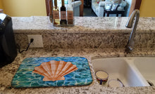Load image into Gallery viewer, 14 in x 21 in Scallop Shell and Water Dish Drying Mat
