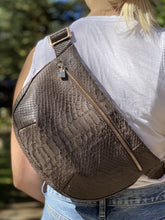 Load image into Gallery viewer, Large Crossbody Pouch