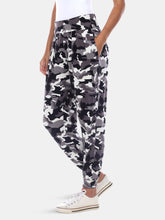 Load image into Gallery viewer, Women&#39;s Camo Harem Pants
