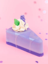 Load image into Gallery viewer, Lavender Grape Pie Soap