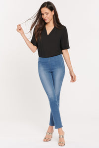 Skinny Ankle Pull-On Jeans - Clean Horizon
