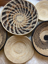 Load image into Gallery viewer, Moon’s Set of 7 African Baskets 12” Wall Baskets Set