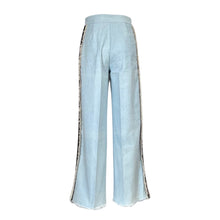 Load image into Gallery viewer, Wide-Leg Cargo Pants In Light Blue Denim