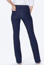 Load image into Gallery viewer, Barbara Bootcut Jeans In Petite - Rinse