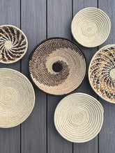 Load image into Gallery viewer, Assorted Set of 6 African Baskets 7.5”-12” Wall Baskets Set