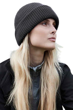 Load image into Gallery viewer, Beechfield Wind Resistant Recycled Beanie (Graphite Grey)