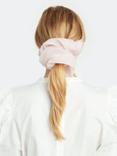 Load image into Gallery viewer, Dinner Scrunchie