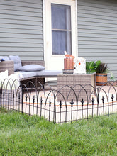 Load image into Gallery viewer, Garden Fence Decorative Steel Outdoor Lawn Edging Border 5 Panels Bayonne