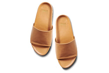 Load image into Gallery viewer, Pelican Sandal - Honey