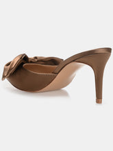 Load image into Gallery viewer, Women&#39;s Tiarra Pump