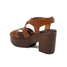Load image into Gallery viewer, Kamri Heeled Leather Sandal