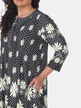 Load image into Gallery viewer, Plus Size Magdalena Tunic Top