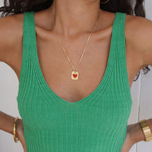 Load image into Gallery viewer, Tiny Amour Necklace