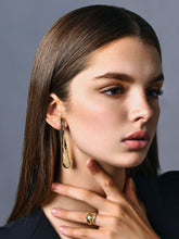 Load image into Gallery viewer, Mismatched Head to Tail Snake Earrings