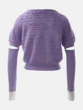 Load image into Gallery viewer, Tuck Stitch Pullover With Detachable Sleeves