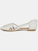 Load image into Gallery viewer, Journee Collection Women&#39;s Ekko Flat