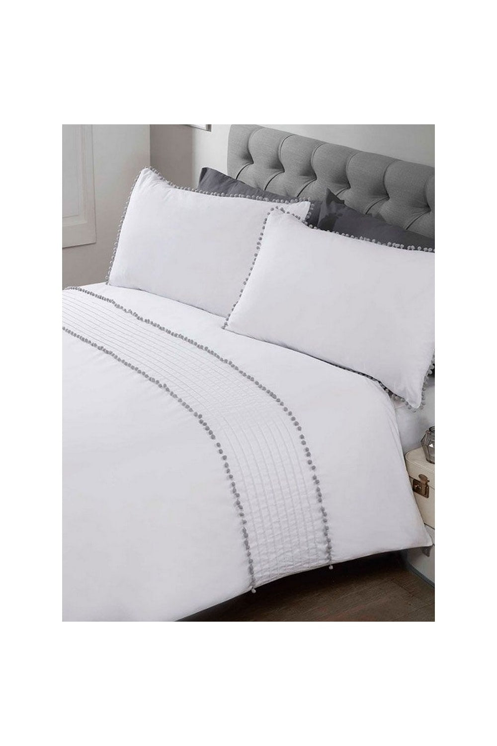 Pom Pom Duvet Set - White/Gray