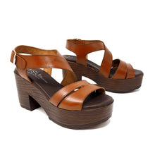 Load image into Gallery viewer, Kamri Heeled Leather Sandal
