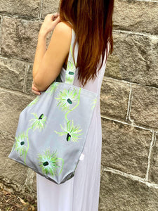 Tote Bag: Thistle on Grey
