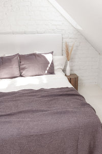 Linen waffle bed throw in Dusty Lavender
