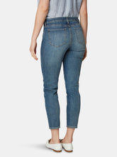 Load image into Gallery viewer, Easy Fit Skinny Jeans In Petite - Clayburn