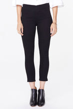 Load image into Gallery viewer, Skinny Ankle Pull-On Jeans in Petite - Black