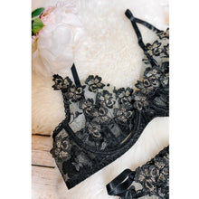 Load image into Gallery viewer, Ornella Black Underwire Bralette