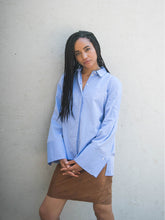 Load image into Gallery viewer, Lenox Boyfriend Chambray Shirt