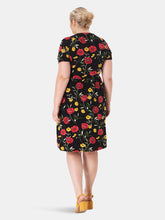 Load image into Gallery viewer, Sweetheart Dress in Poppy Black (Curve)