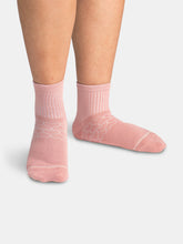 Load image into Gallery viewer, Bamboo Socks | Uptown Quarter Crew | Tea Rose