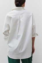 Load image into Gallery viewer, Mardi Corduroy Oversized Shirt