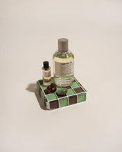 Load image into Gallery viewer, Glass Tile Cube - Mint Dark Chocolate