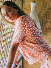 Load image into Gallery viewer, Arnoldi Organic Cotton Ragland Shirt In Pink Peach Nectar