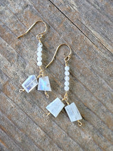 Load image into Gallery viewer, Del Mar Earring in Moonstone