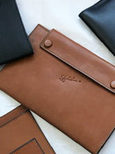 Load image into Gallery viewer, Tres-Hip Pouch - Classic Tan