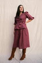 Load image into Gallery viewer, Beth Skirt / Plum Linen