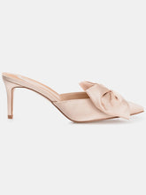 Load image into Gallery viewer, Women&#39;s Tiarra Pump