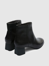Load image into Gallery viewer, Women&#39;s Katie Ankle boots