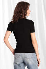 Load image into Gallery viewer, Viscose Blend SS V Neck Pullover Shirt