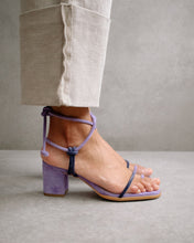 Load image into Gallery viewer, Grace Jasmine Navy Sandal