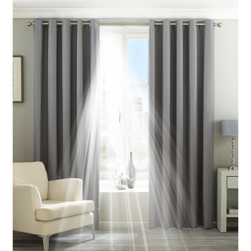 Riva Home Eclipse Blackout Eyelet Curtains (Silver) (90 x 90in (229 x 229cm))