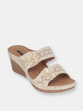 Load image into Gallery viewer, Cie Gold Wedge Sandals