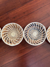 Load image into Gallery viewer, Assorted Set of 4 African Baskets 10” Wall Baskets Set