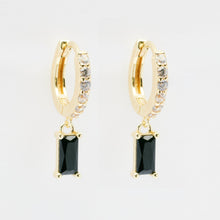 Load image into Gallery viewer, Carrie Gold Drop Baguette Huggie Earrings