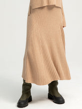 Load image into Gallery viewer, Flared Rib Skirt - Camel