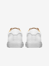Load image into Gallery viewer, The Royale Women&#39;s Sneaker - Blanco